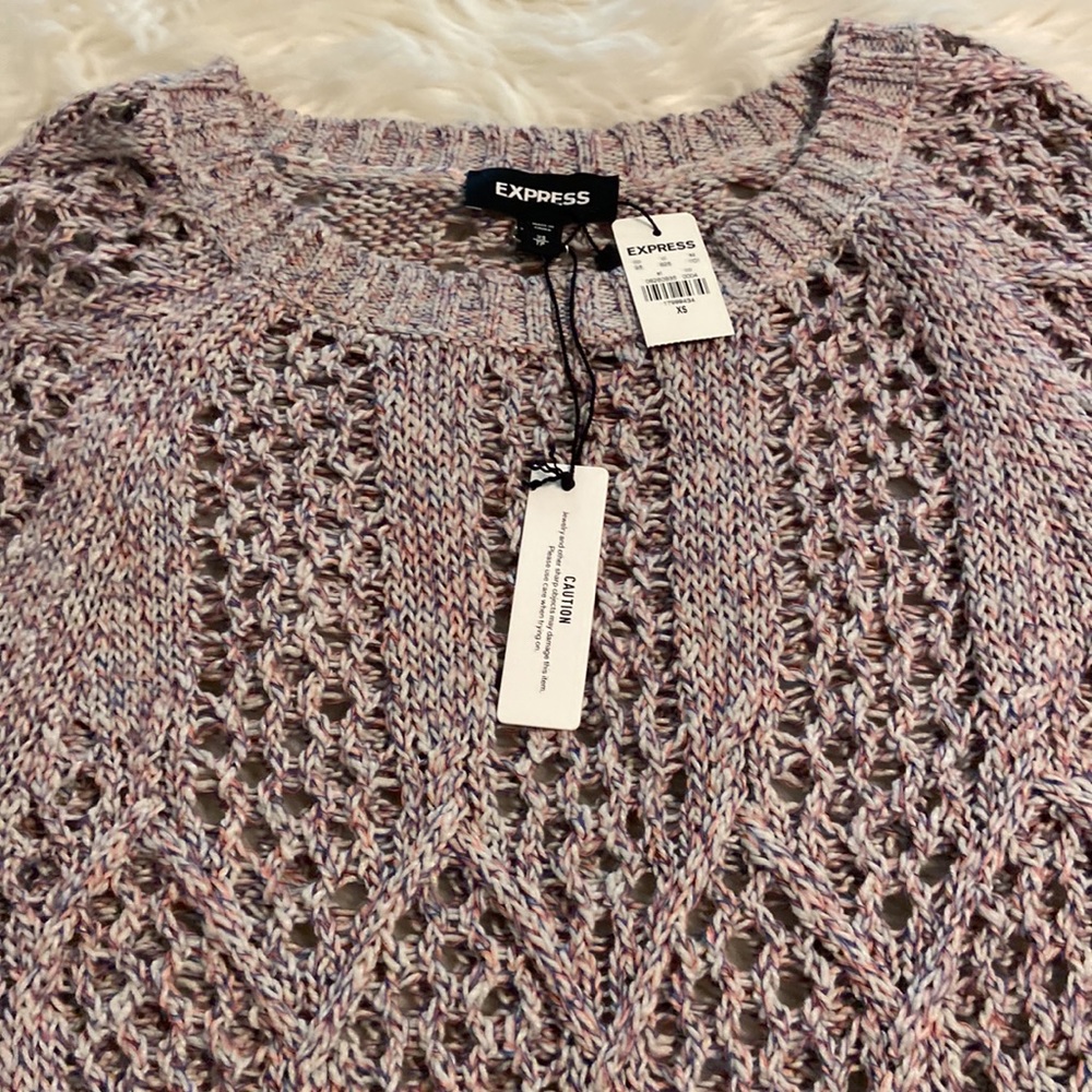 Express size XS sweater long sleeves brand new with tag length 22” bust 32” - Picture 10 of 12